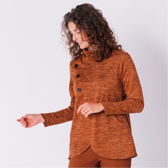 MR MAX faux wrap button sweater - Picture 1 of 3